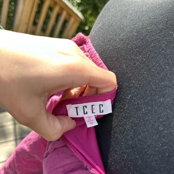 Women's Off-Shoulder Eyelet Top - Pink - Picture 5 of 7